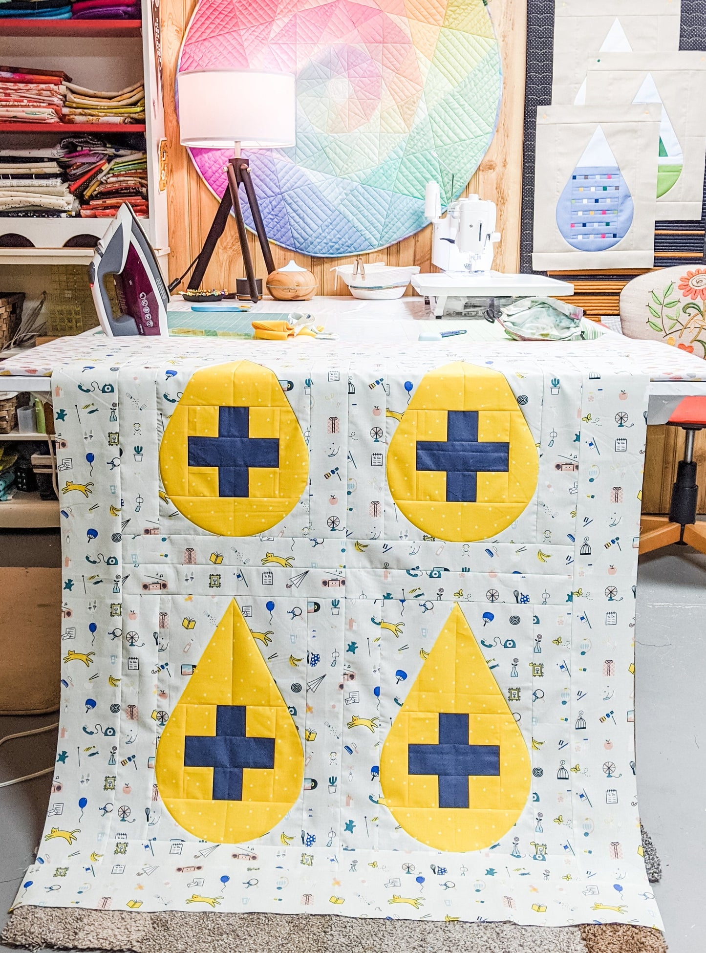 Helpers PRINTED Pattern