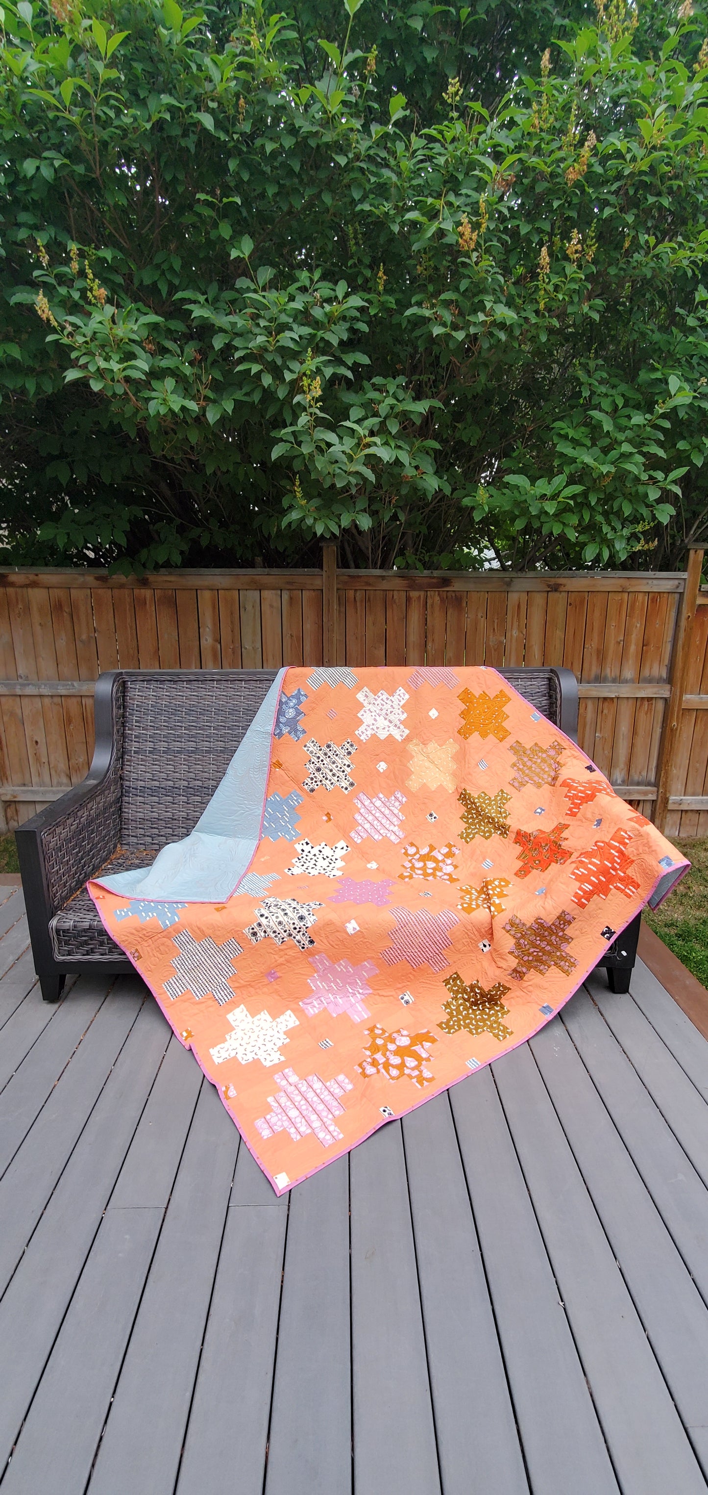 Crumb Coat - Large Throw